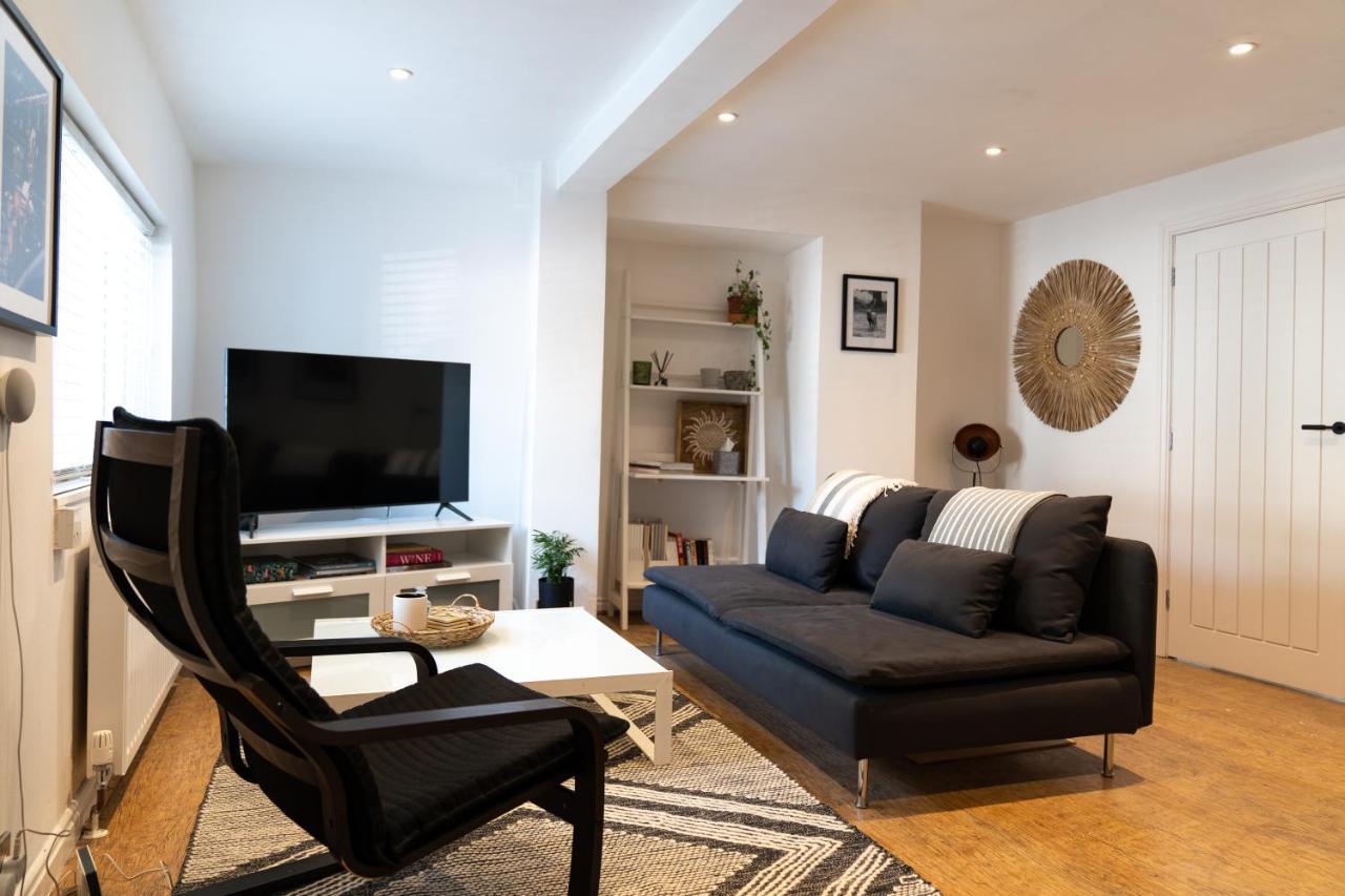 Bower Apartment Χαρογκέιτ Εξωτερικό φωτογραφία